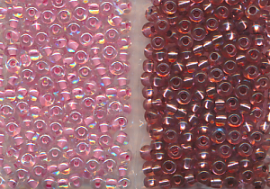 Rocailles Ton in Ton, blush rosa Silbereinzug, Inhalt 16 g, Größe 6/0