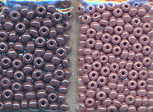 Rocailles Ton in Ton, violett lüster, Inhalt 16 g, Größe 4,5 - 5,0 mm
